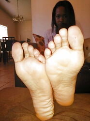 black girls feet. Photo #4