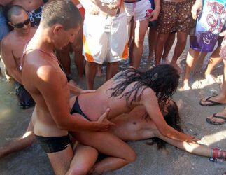 lesbian beach orgy. Photo #3