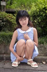 japanese schoolgirl upskirts. Photo #3