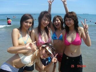 micro bikini asians. Photo #2