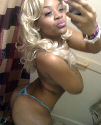 nude selfie blonde. Photo #3
