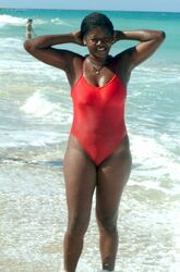 wife at nudist beach. Photo #4