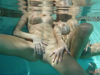sex under water. Photo #4