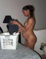 pregnant woman naked. Photo #3