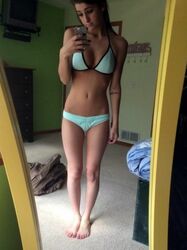 sexy bikini selfie. Photo #6