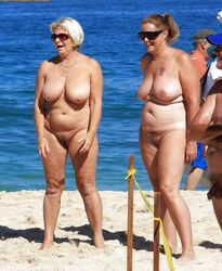 nudist granny. Photo #1