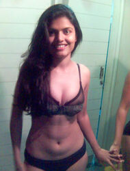 arpita nude. Photo #5